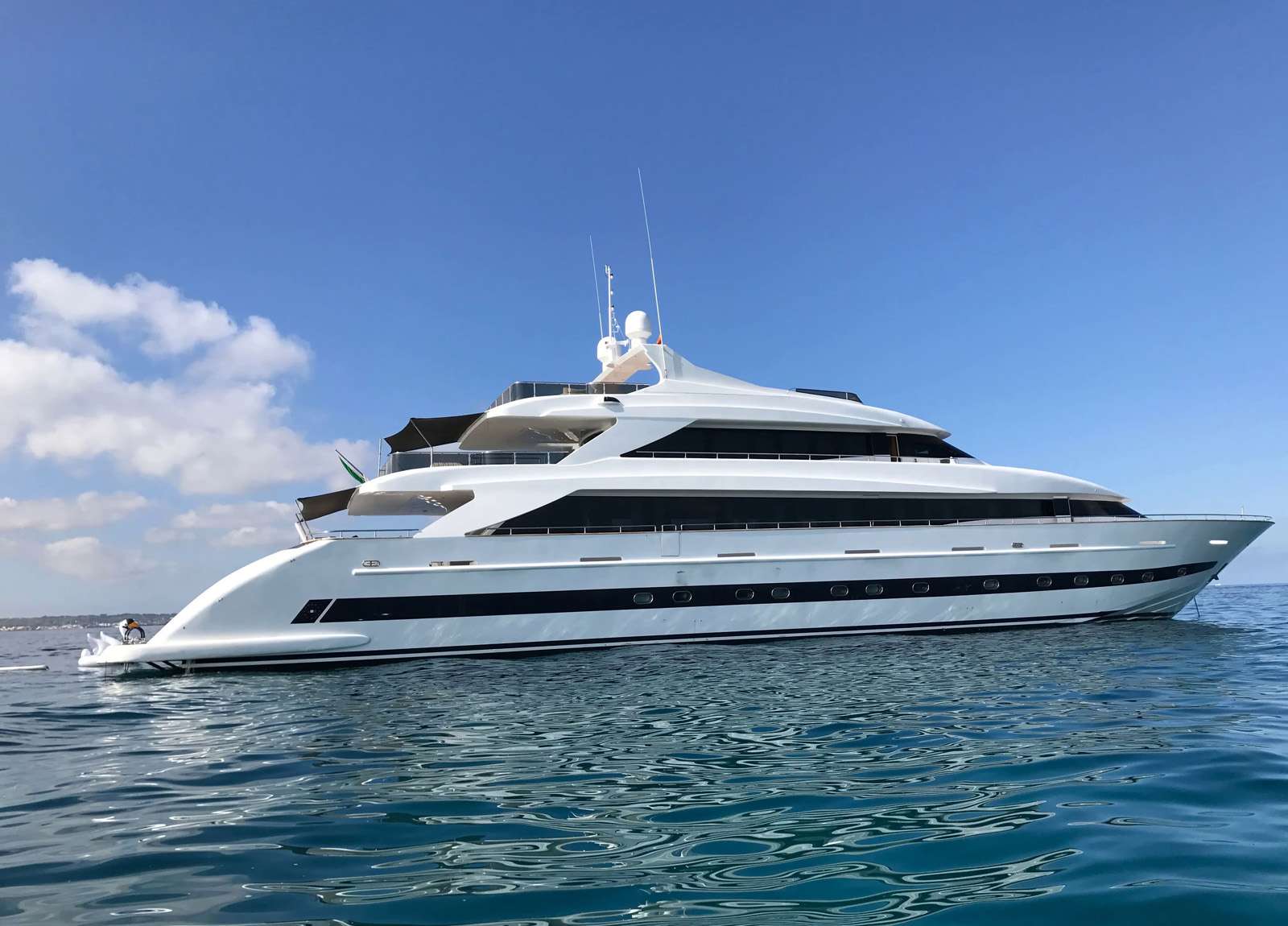luxury-yacht-villa-sul-mare-44m-western-mediterranean