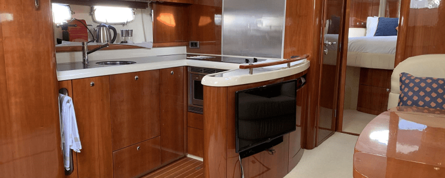 Fairline-Targa-52-Lady-G-j-Galley