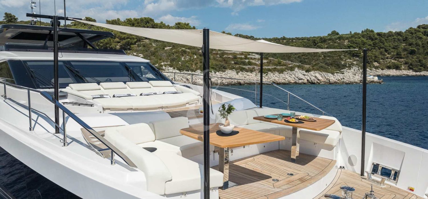 Ferretti 1000 Boat 5