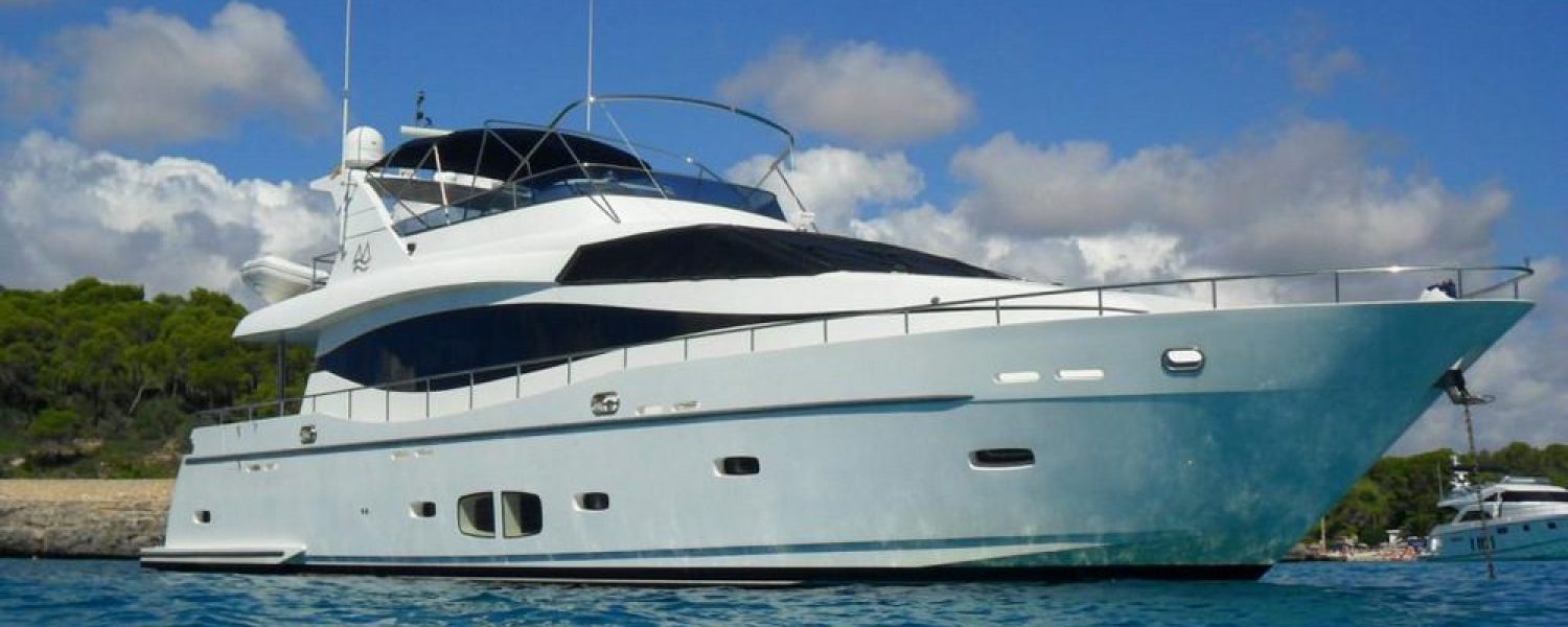 Montefino-78-luxury-charter-9