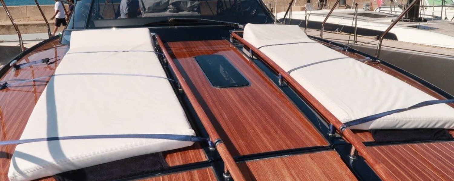 Riva 44 (10)