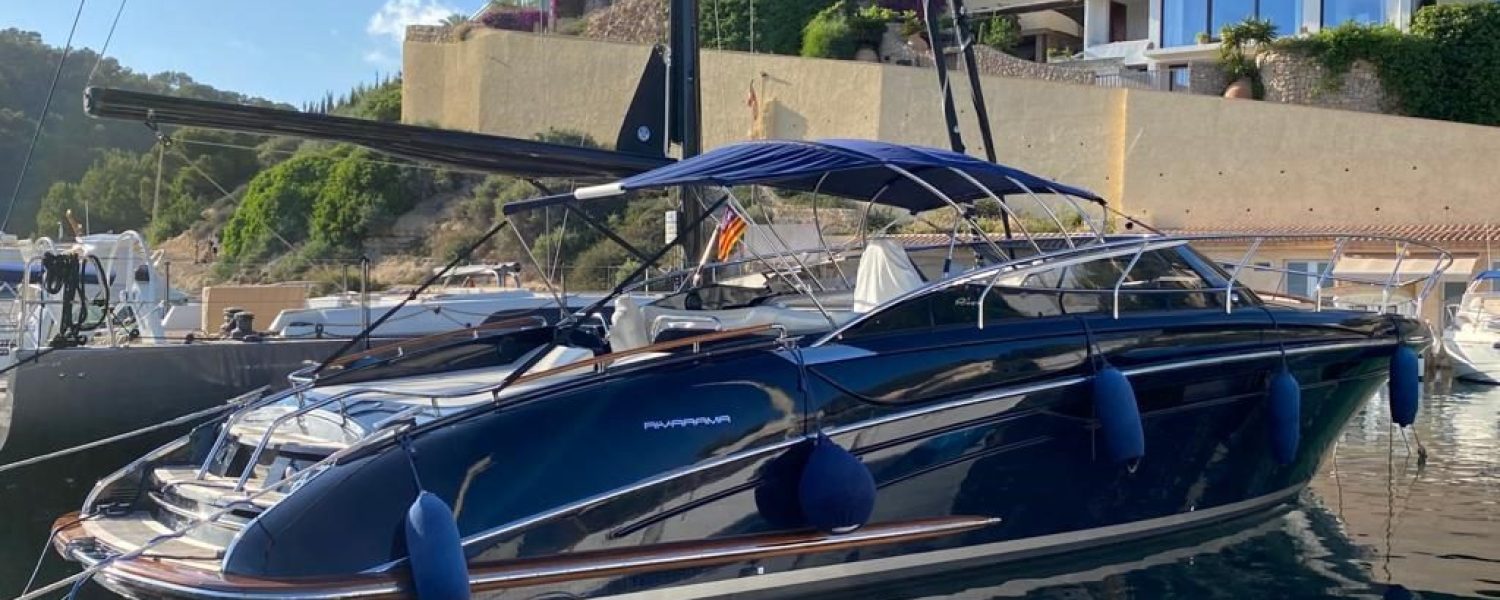 Riva 44 (2)