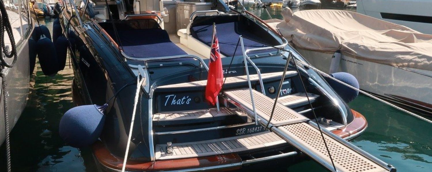 Riva 44 (22)