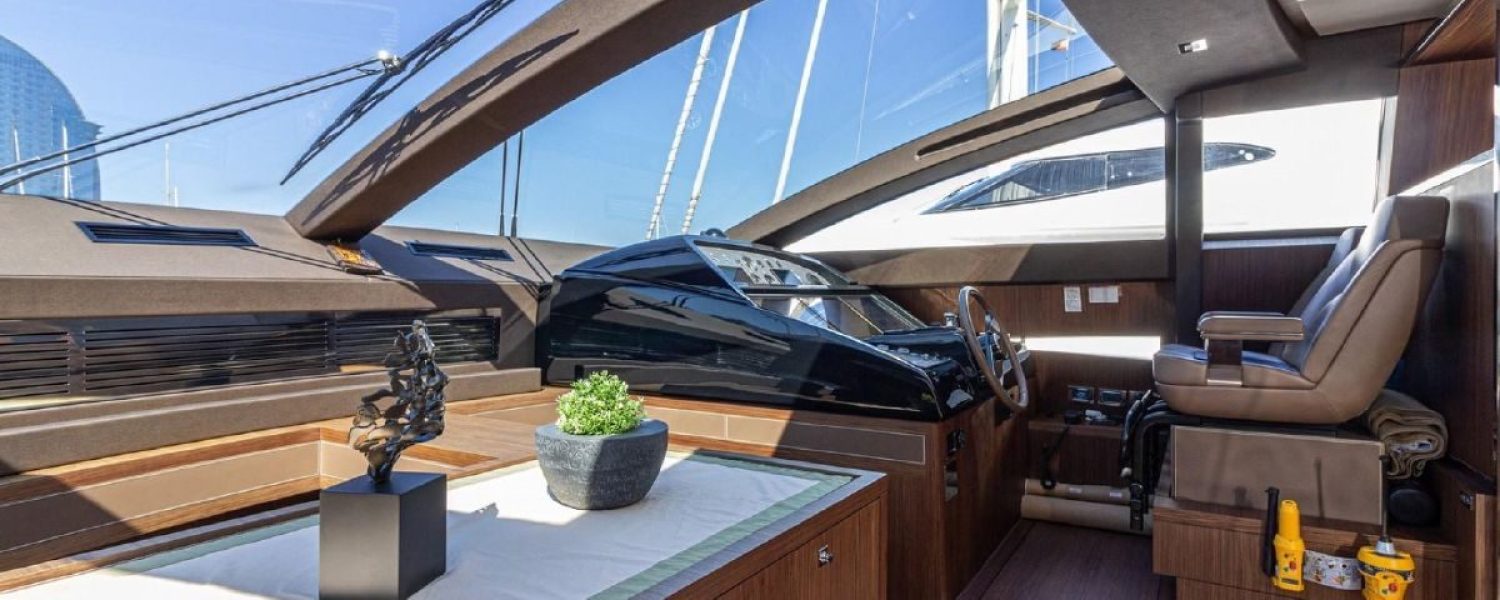 Riva 88 Domino (5)