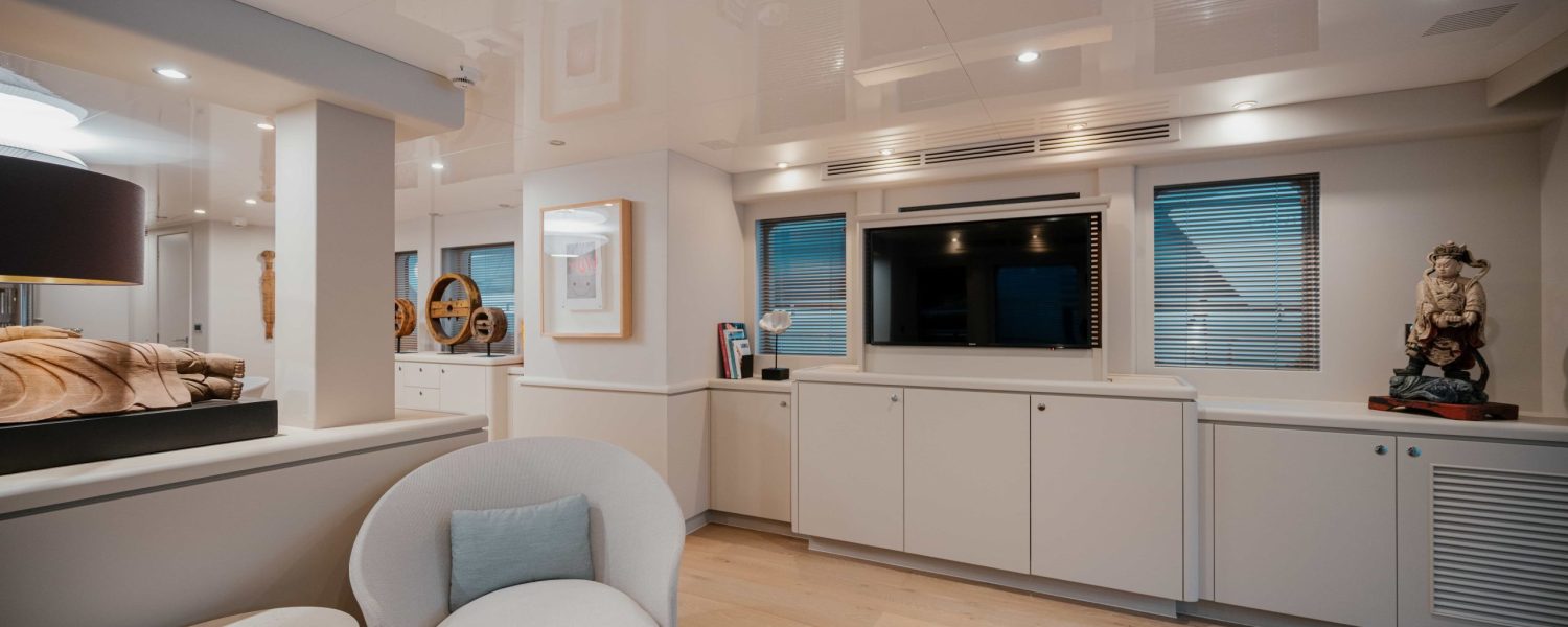 bandido 90 luxury yacht for charter in mallorca11 copy