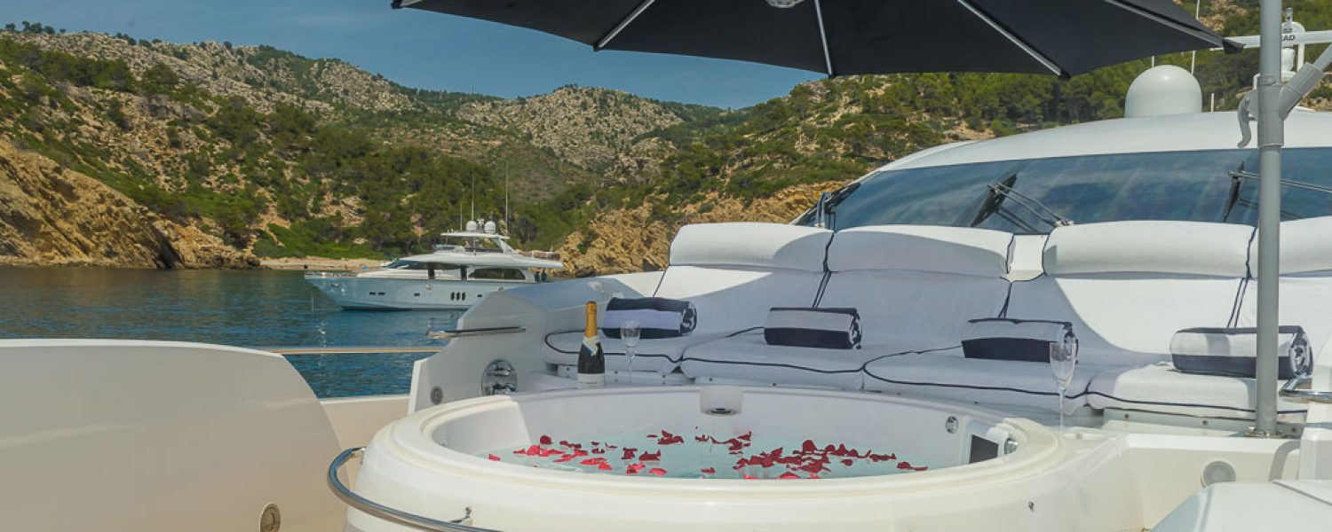 on-deck-predatora-108-casino-royale-9